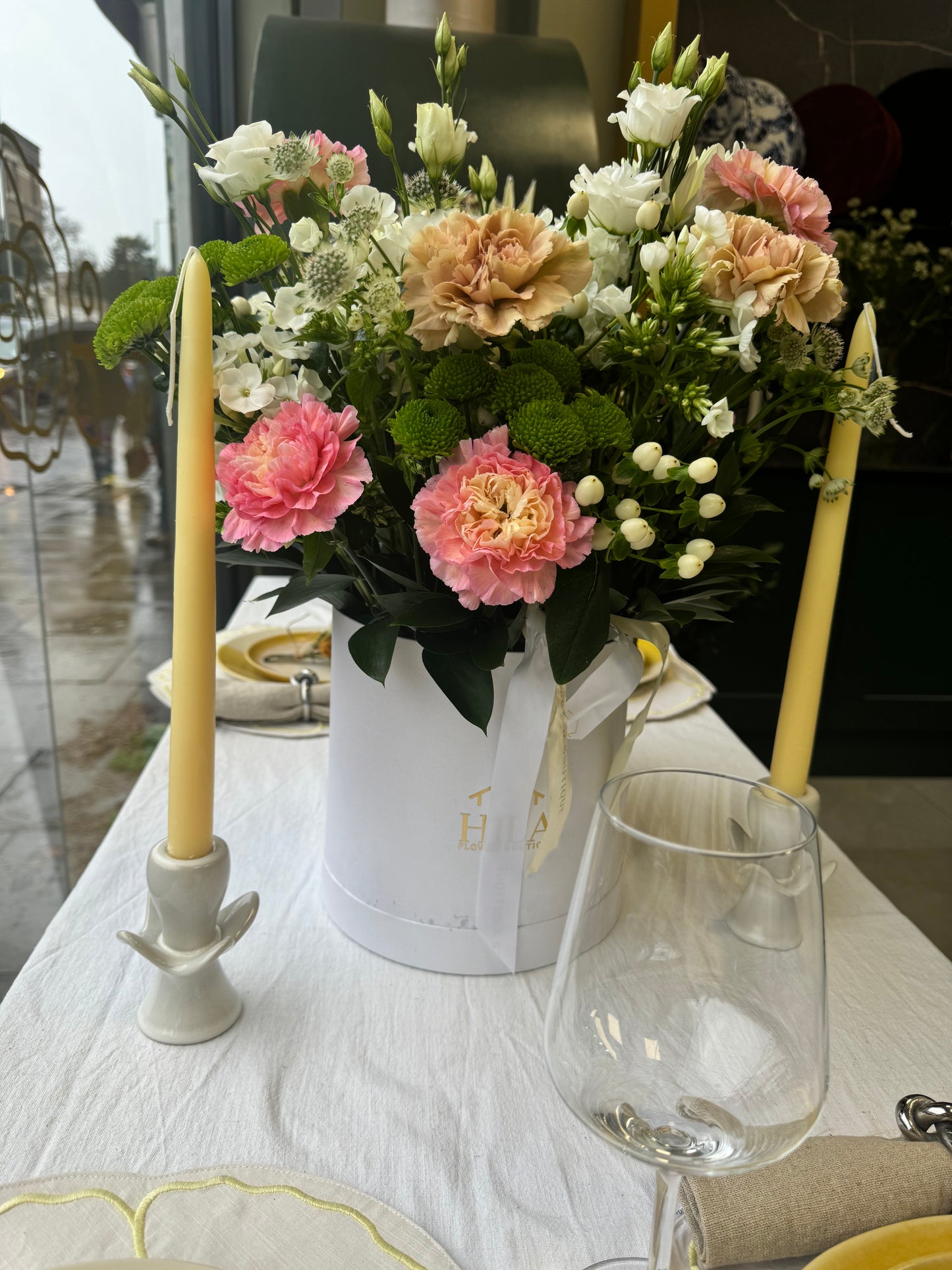 Elegance - Extraordinary